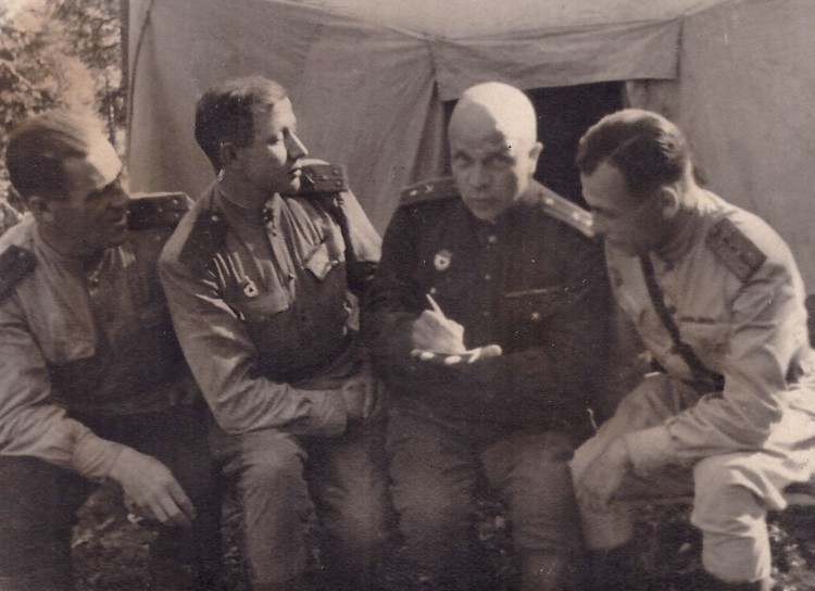 NL divisjoni juhatus 1945.jpg