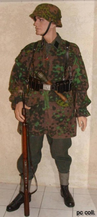 PC_ManneqWaffen (1).jpg