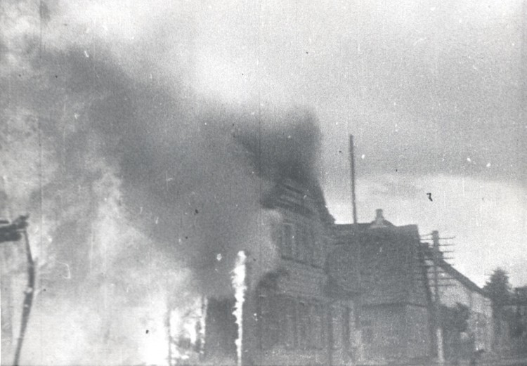 Foto. Võru vabastamine 1944.a. augustis. LInna põlemine..jpg