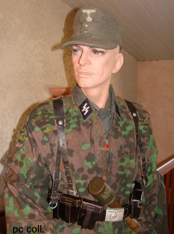 PC_ManneqWaffen (3).jpg