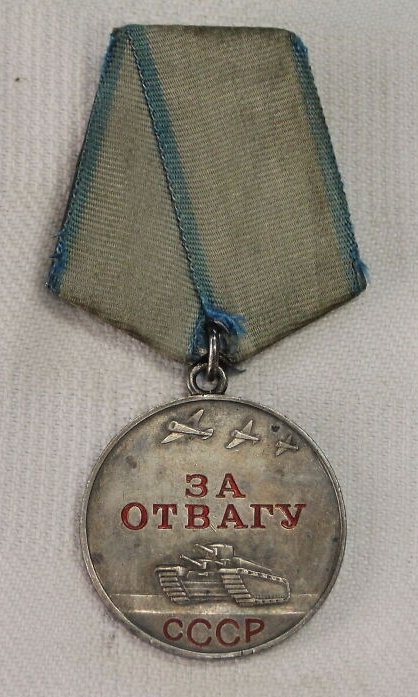 93825013.jpg