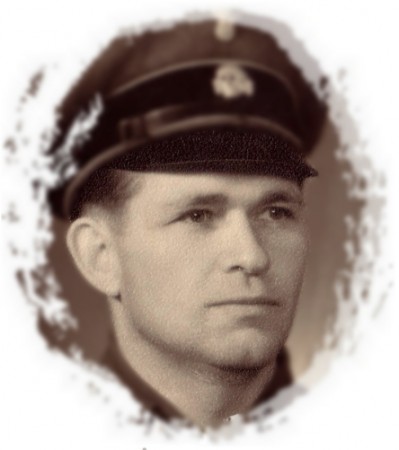 00linda tnb2.jpg (66.77 KiB) Vaadatud 5912 korda Foto allosa lõigatud, taga kiri:<br />"Mälestuseks Paulile, uscha N(V)oo..."